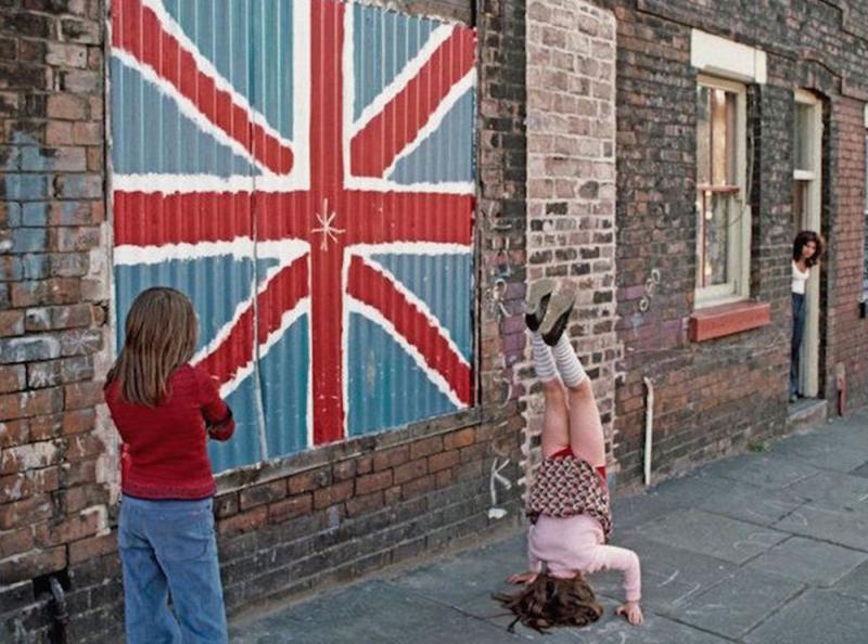 Sleep For England ft Julian Lennon